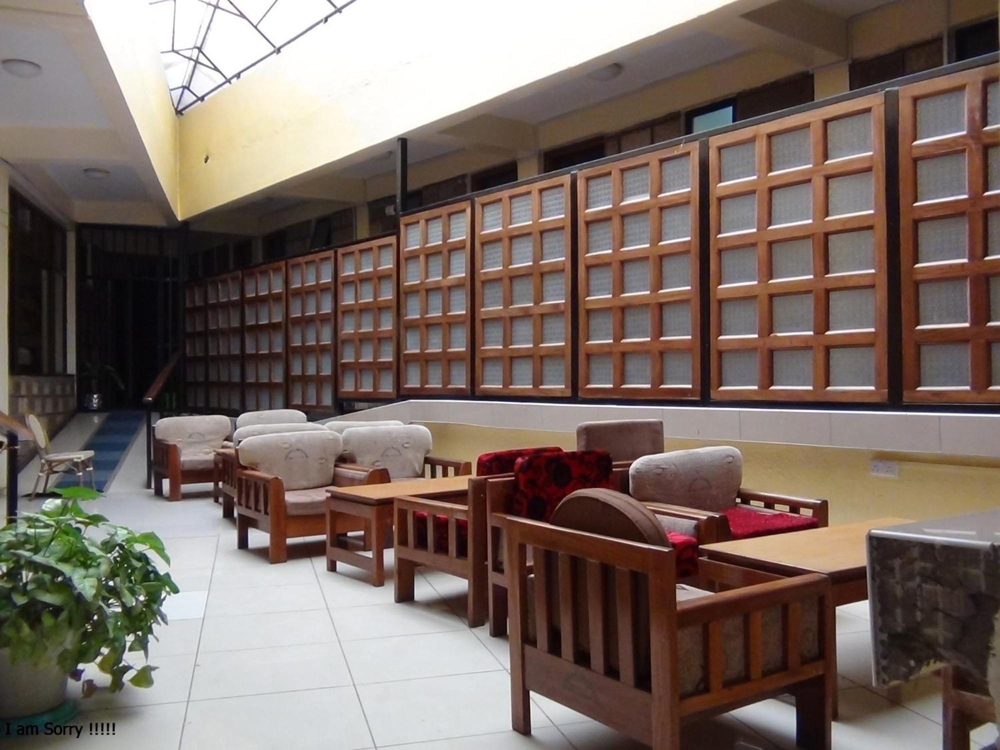 Vienna Woods Hotel 나쿠루 외부 사진